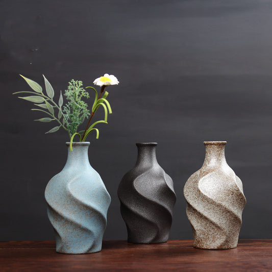 Ceramic dry flower vase